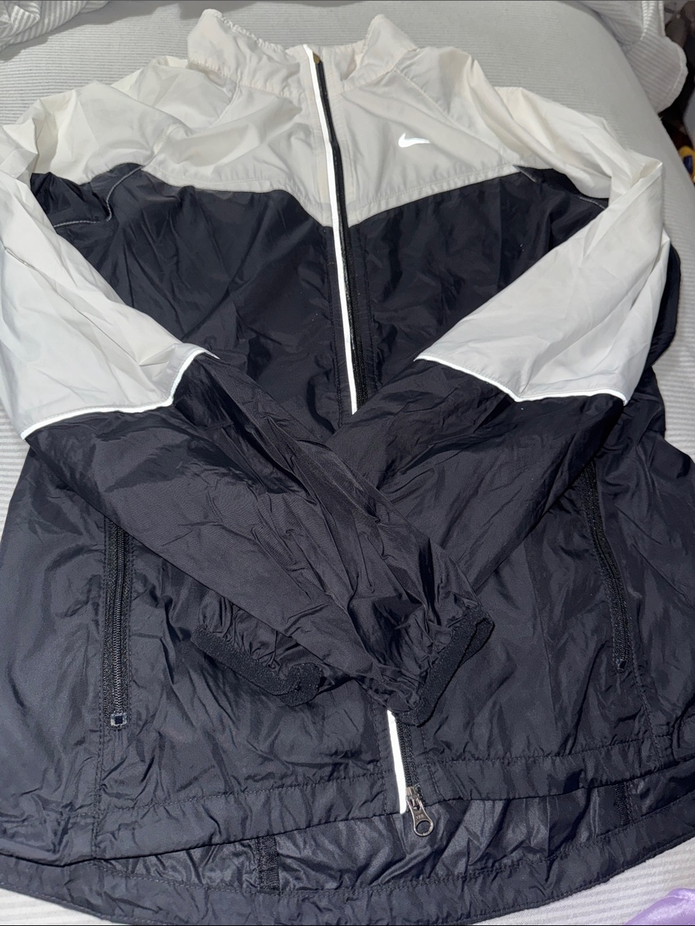 Nike Black and White Colorblock Windbreaker Jacket small